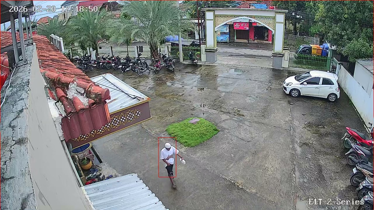Dokumen Masjid Bahrul Hikam Seksi dakwah Jum'Atan rekaman CCTV kamera depan gapura 2 Romadlon 1447 H
