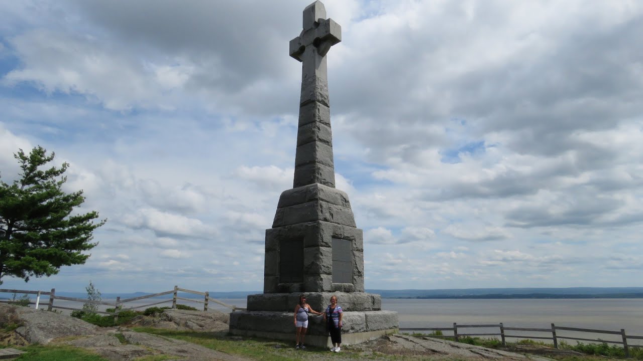 QC - Grosse &Icirc;le, &Icirc;le de la Quarantaine - Croix celtique