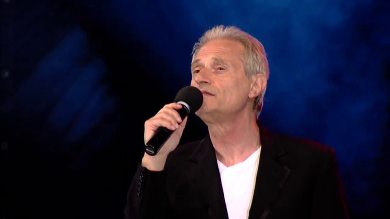 Amedeo Minghi -  Un uomo venuto da lontano - live a Praga  (Rep. Ceca) 2014