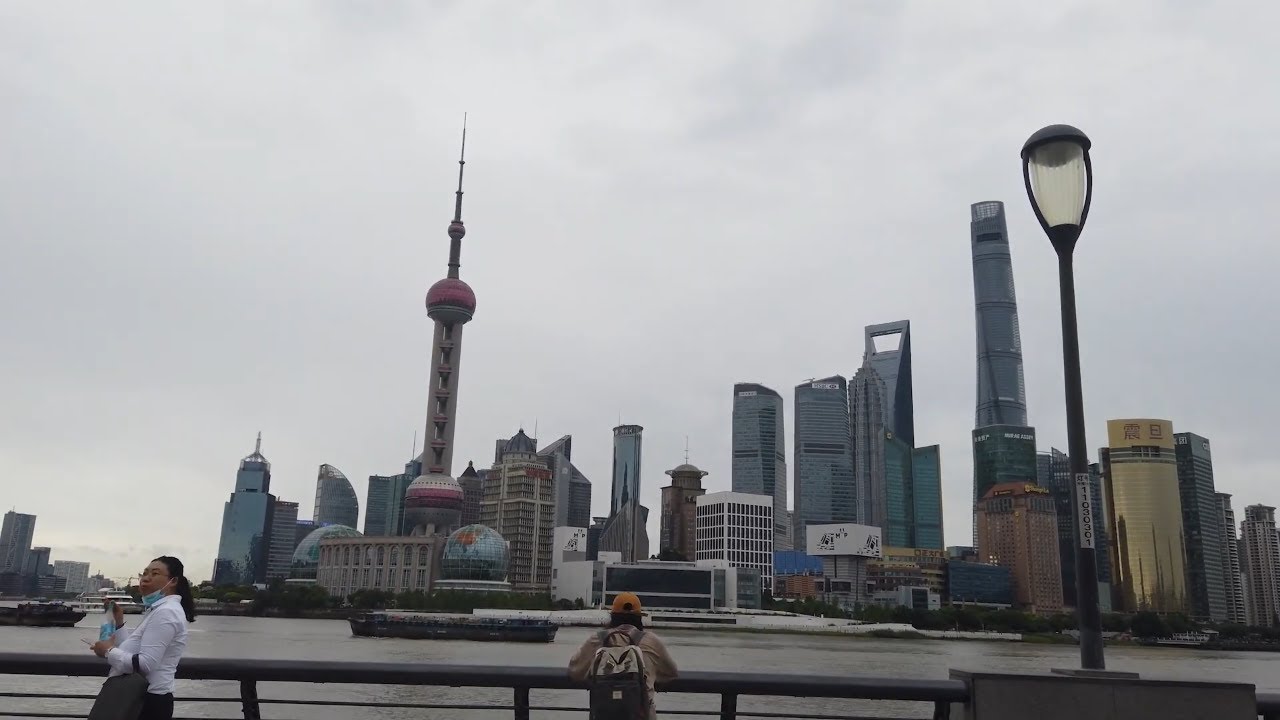 Китай|  Прогулка по набережной города Шанхая