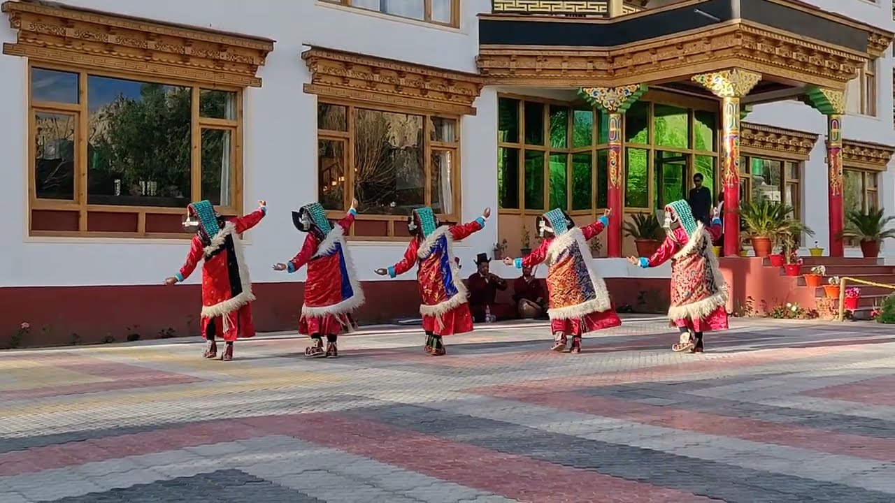 Shondol folk dance! #ladakh #shondol #folkdance