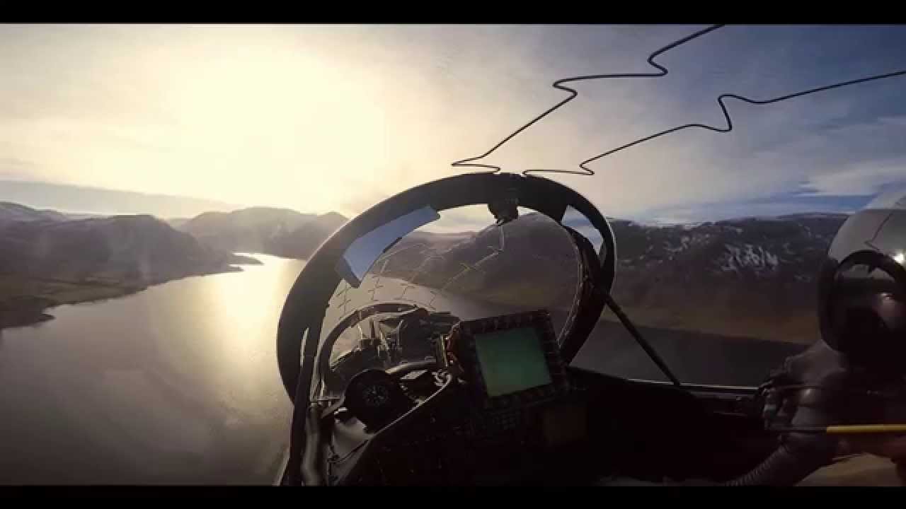 Hawk T2 in the Lake District (IN COCKPIT)