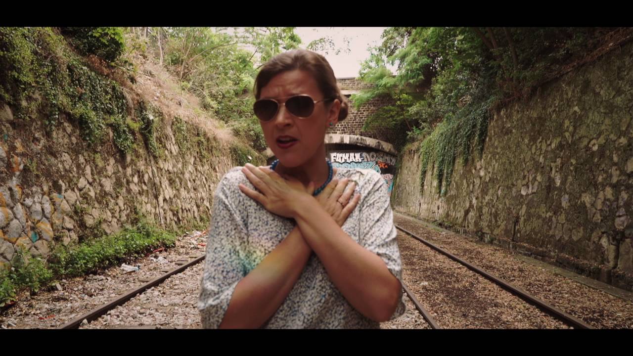 RIKKE - Kaleidoscope Surprise (OFFICIAL VIDEO)