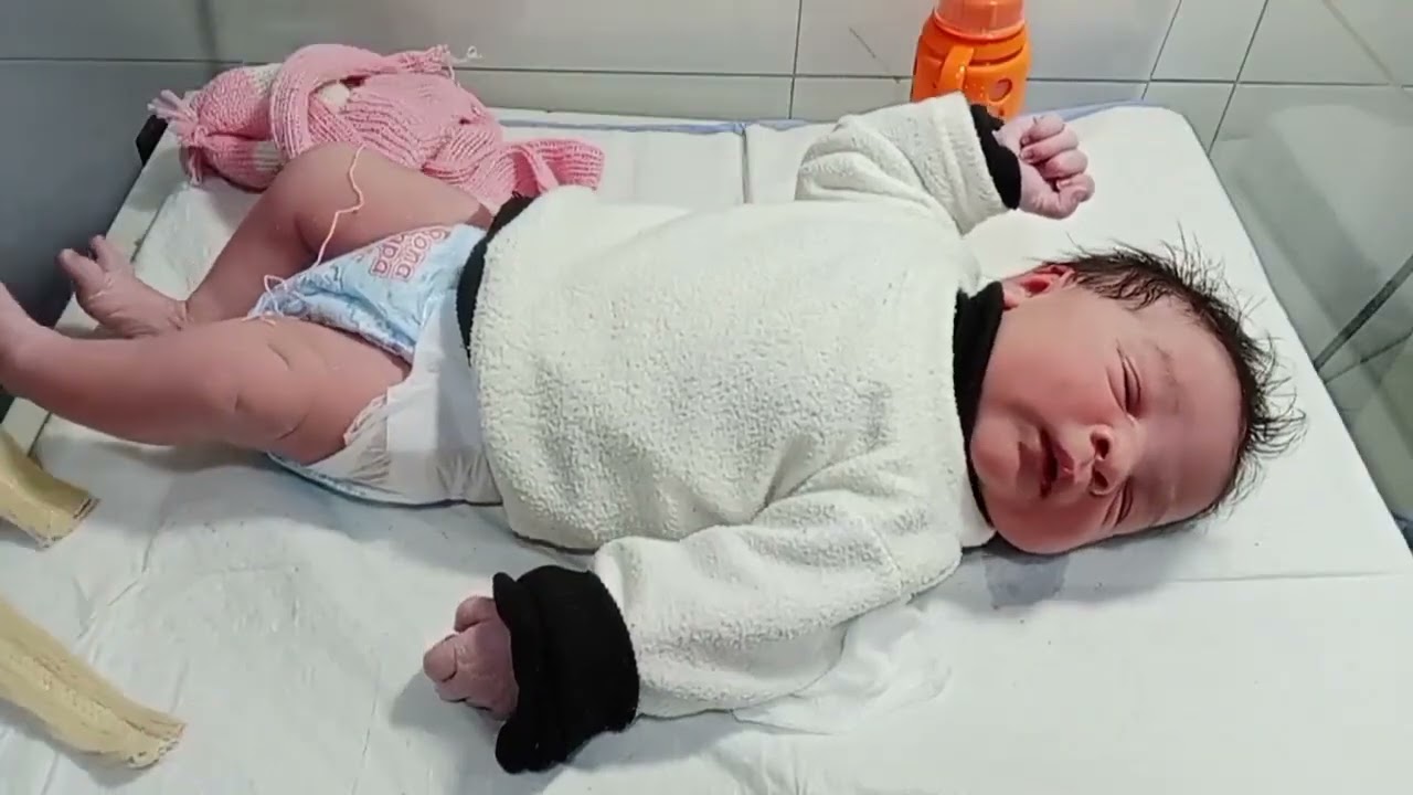 Day-65 baby treatment🩺😷.!#aiims#nicu#hospital#medicallife#newbornbaby#cutebaby#treatment#shortsfeed