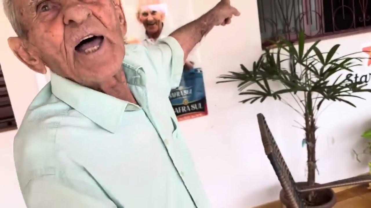 vô anesio quer quebrar tudo vai pegar o martelo e alicate