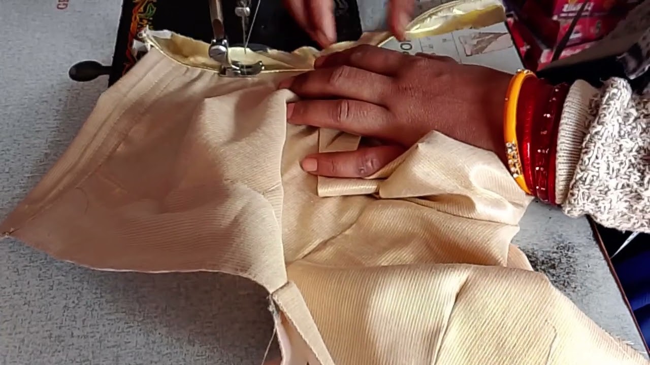 धागे वाली पाइपिंग बनाना सीखे और ब्लाउज में लगाना भी सीखे