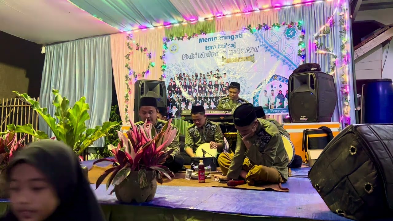 Turi Putih ~ Hadroh Al-Mutholibin