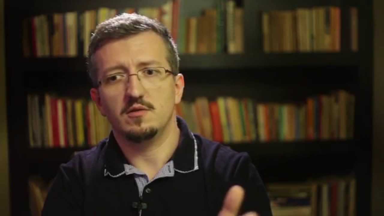 Mit olvas Székely Csaba író, és mit NEM?