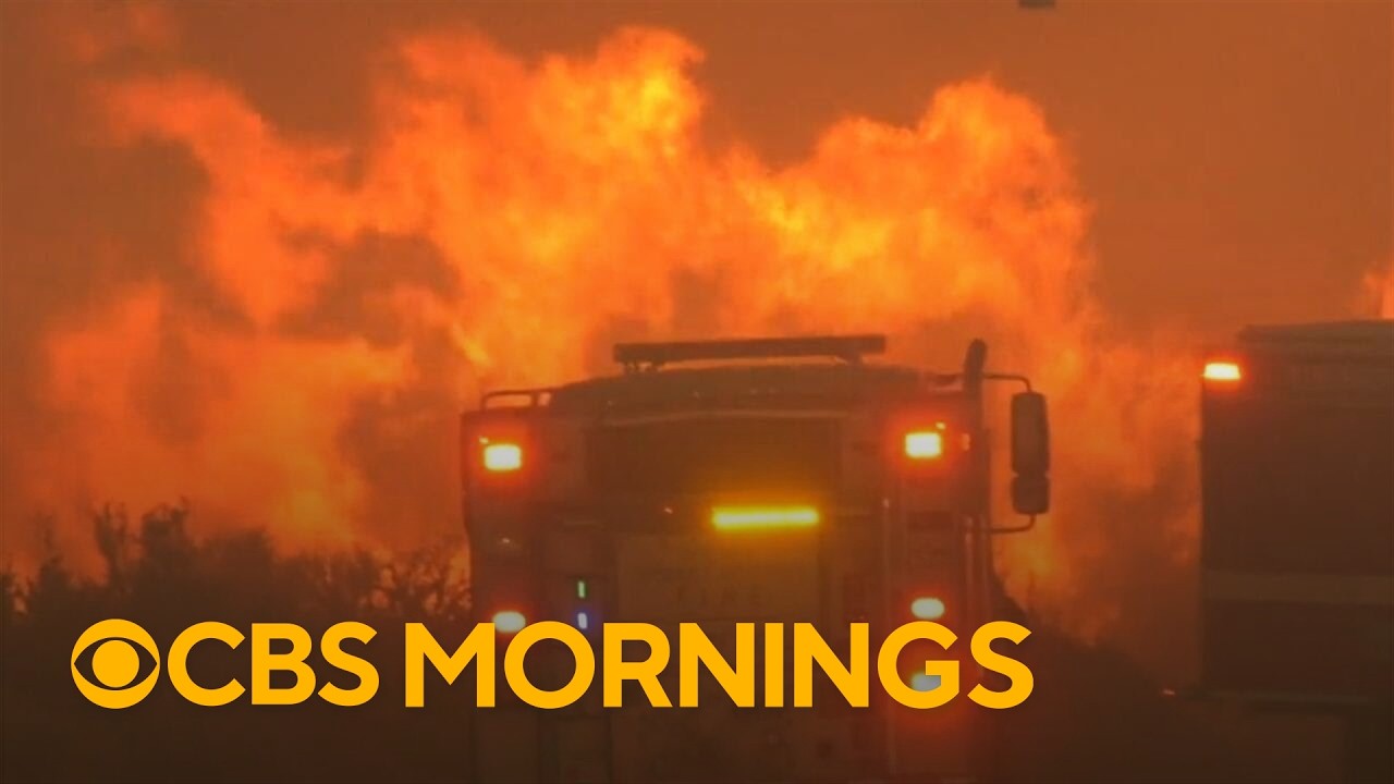Nevada wildfires force tens of thousands to evacuate