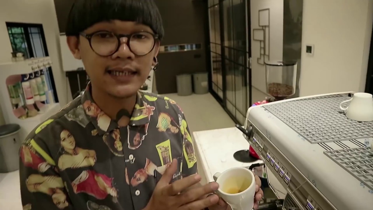 TIPS LATTE ART PASTI BERHASIL: CARA MEMBUAT LATTE ART UNTUK PEMULA ( Tentang Kopi )