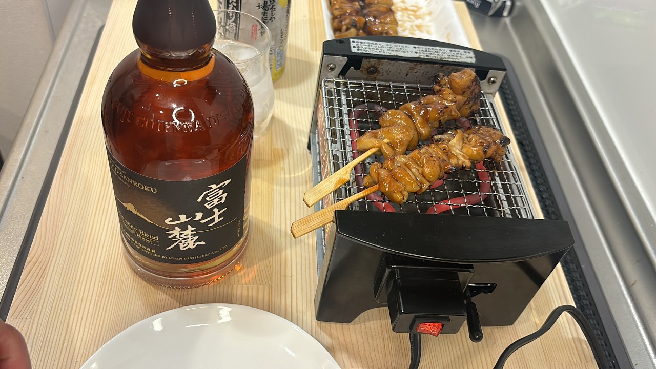 【独身おじさん】おじさんの定番！焼き鳥で酒を飲むよ。【株トレーダー】