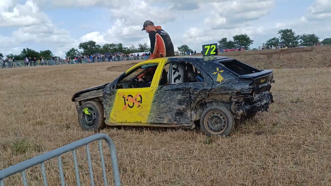 Stock car de Saint Segal 2024 - Tour d'honneur des 3 gagnants