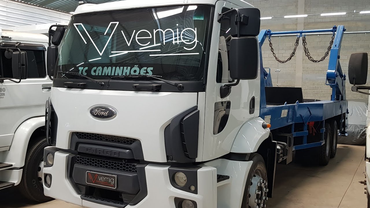 VENDIDO: Ford Panda Cargo 2423 - Poliguindaste TRIPLO