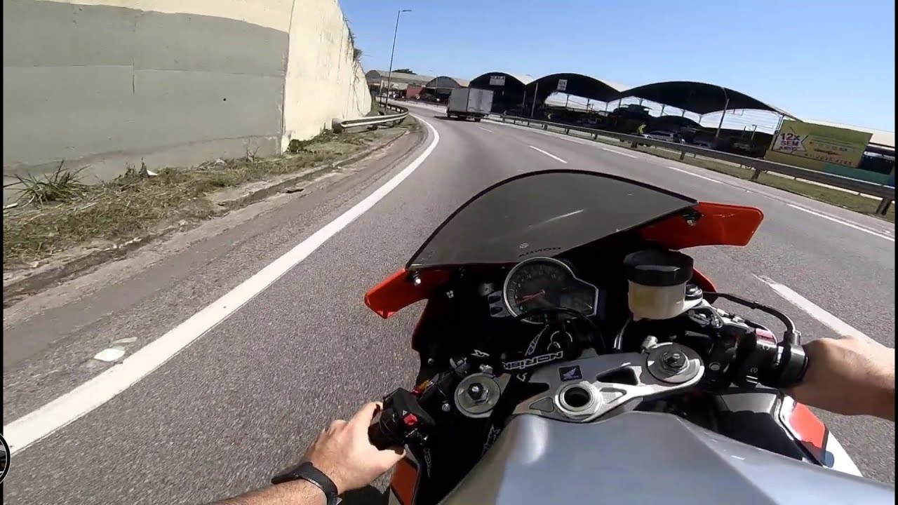 DIA A DIA COM CBR 1000RR FIREBLADE - NUNCA FOI TÃO RÁPIDO