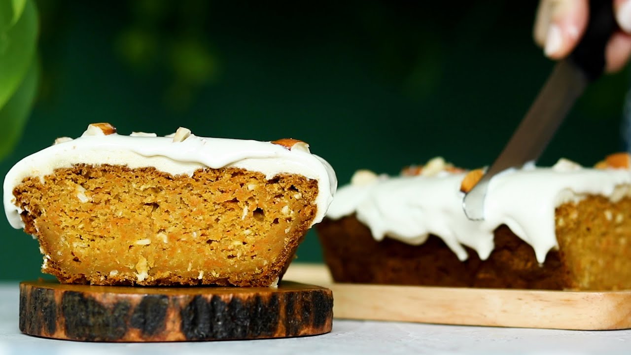 Esta es mi tarta de zanahoria favorita! SIN GLUTEN, SIN AZÚCAR, con harina de avena. FACILÍSIMA!