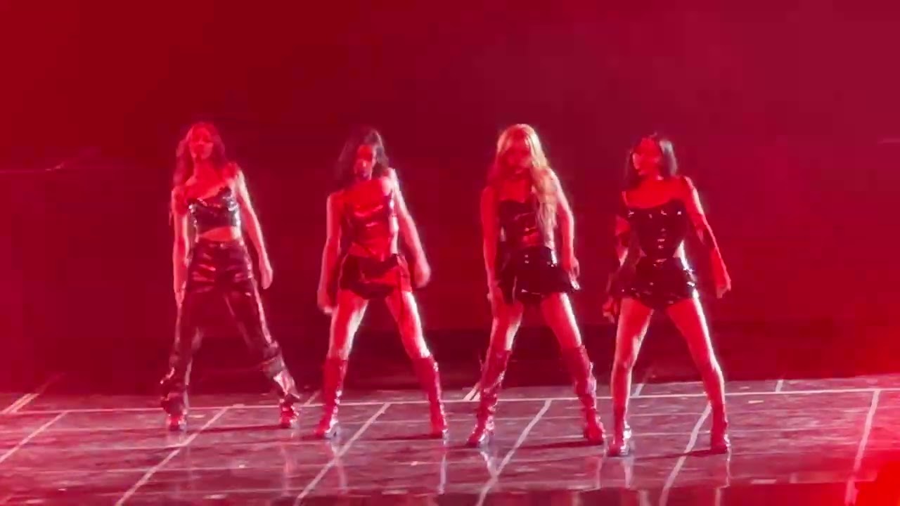ITZY 있지 Swipe Concert Dance Live #있지 #예지 #리아 #류진 #채령 #유나 #ITZY #YEJI #LIA #RYUJIN #CHAERYEONG #YUNA