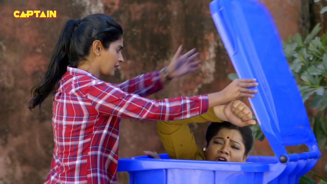 Karishma Singh ने डाल दिया Pushpa Ji को कूड़े के डब्बे में || Maddam Sir