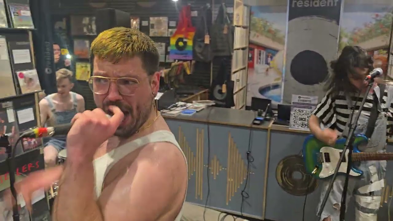 Joe & The Shitboys - The Reson For Hardcore Vibes Live at Resident, Brighton September 2025 