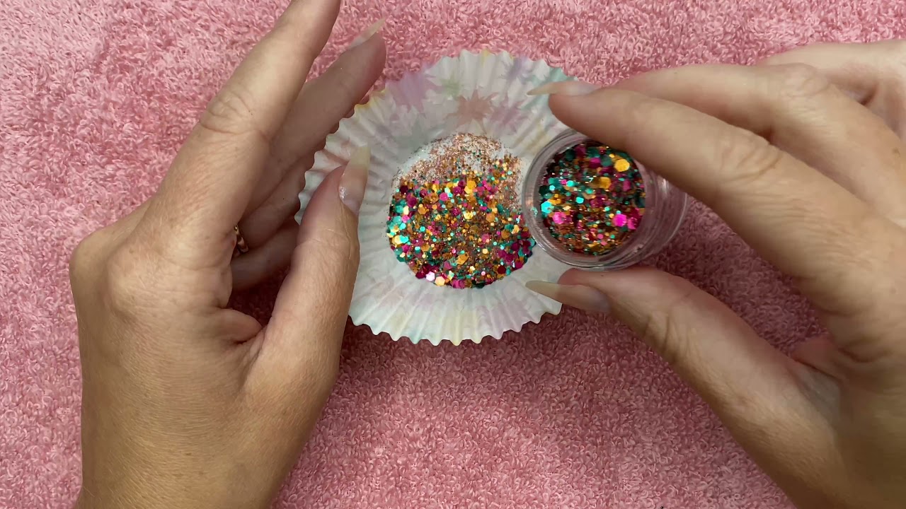 Chunky Glitter Tutorial with Sip and Dip