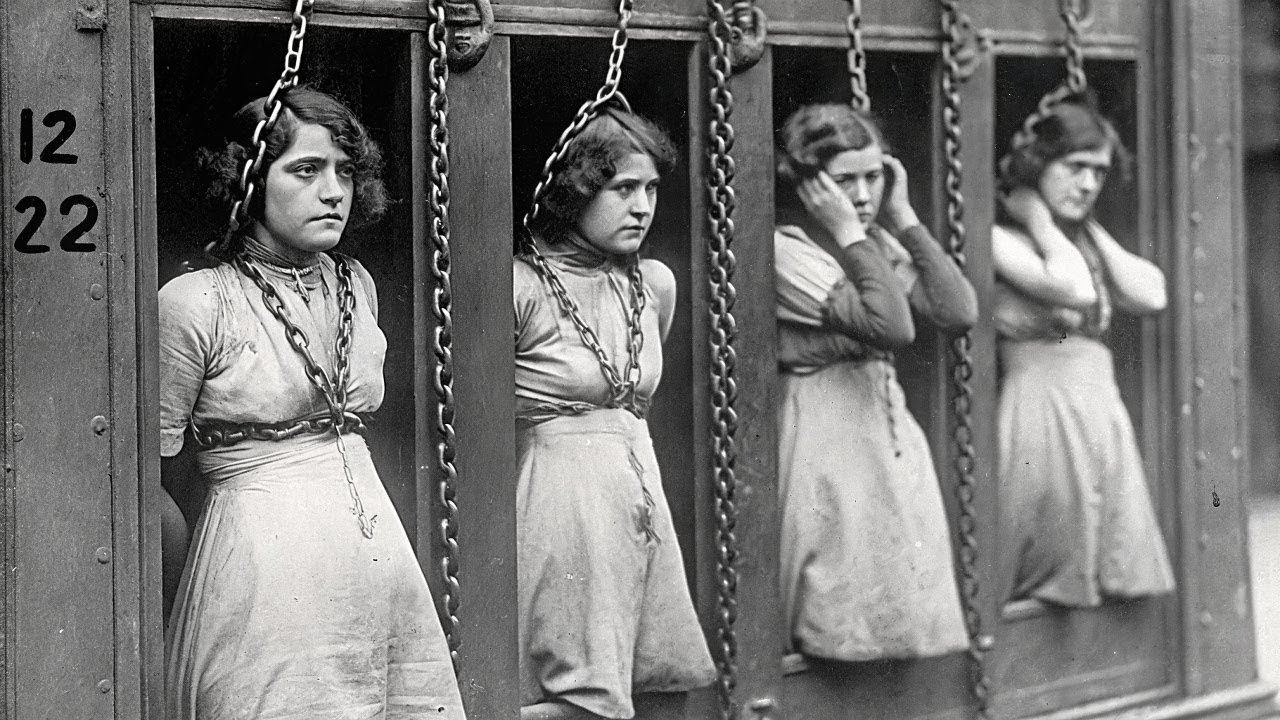 These Historical Photos Look Normal&hellip; Until You Learn the Disturbing Truth Behind Them