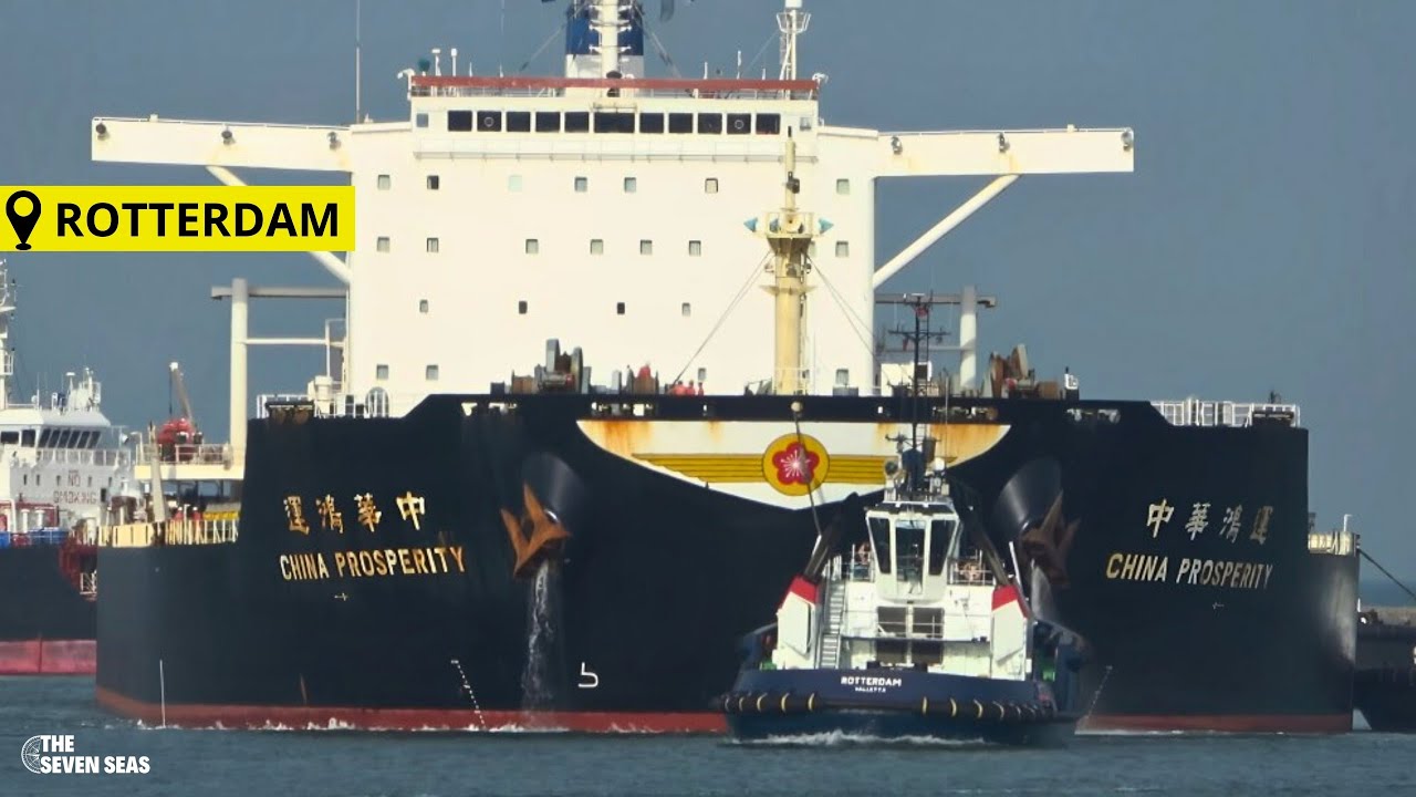 4K Shipspotting Rotterdam - January, 01 2024 !