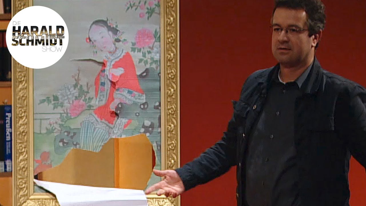 Manuel Andrack demonstriert die 