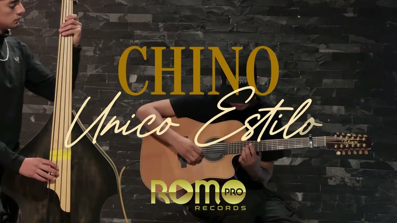 Único Estilo - Chino  [En Vivo]