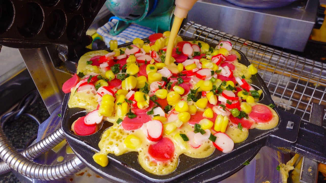 Yummilicious!! Popular Hong Kong Bubble Waffles With Various Toppings - Cambodian Street Food