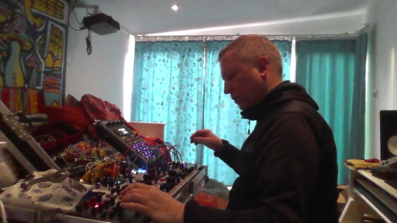 Liveset practice for EMOM