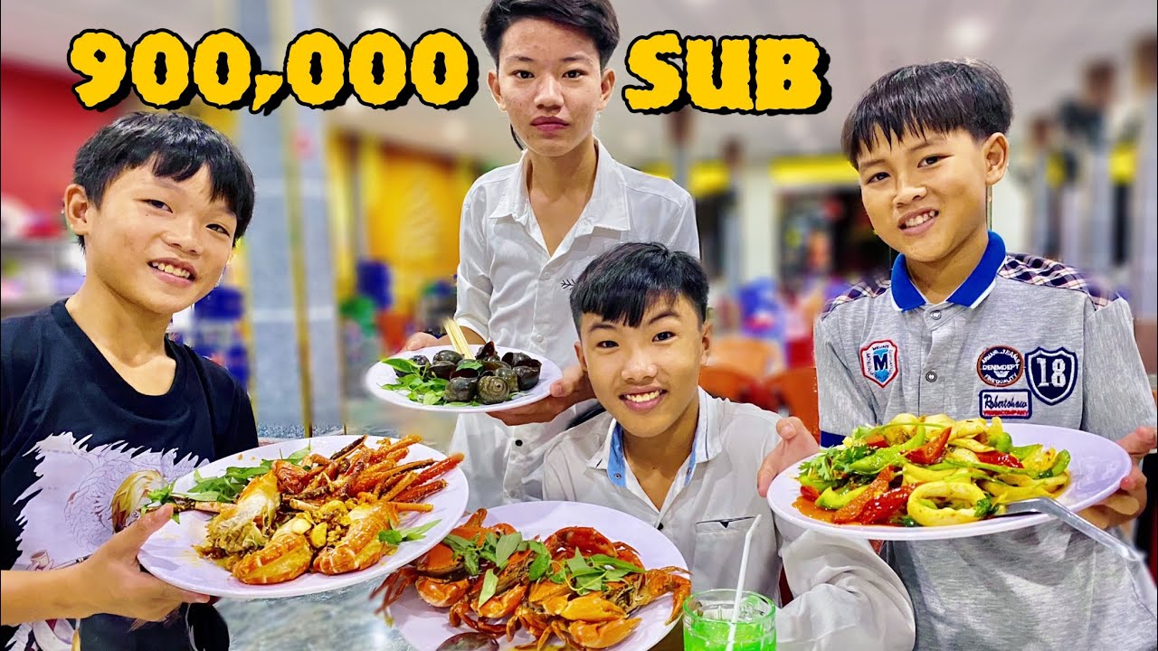 Anh Ba Phải | Dẫn Team Lầy Lội Đi Nhà Hàng Ăn Mừng 900.000 Sub - Cười Ngất | Anniversary 900.000 Sub