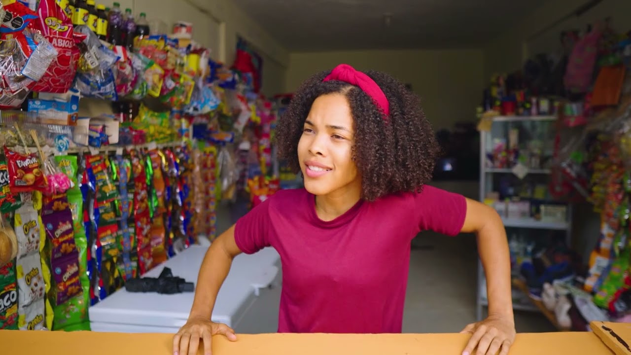 HERMANOS APROVECHADOS DE LA BONDAD DE SU FAMILIA PELÍCULA DOMINICANA