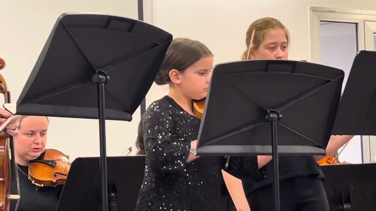 Vivaldi. Concerto for 4 violins h-moll, 1st mov.