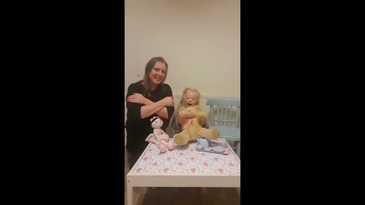 Makaton Tea Party - playing & having fun with signs!