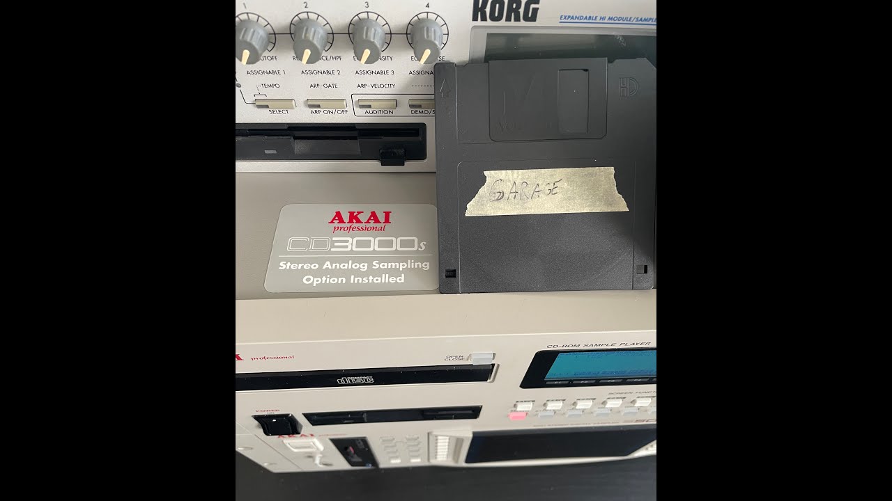 Akai CD3000s | Garage House