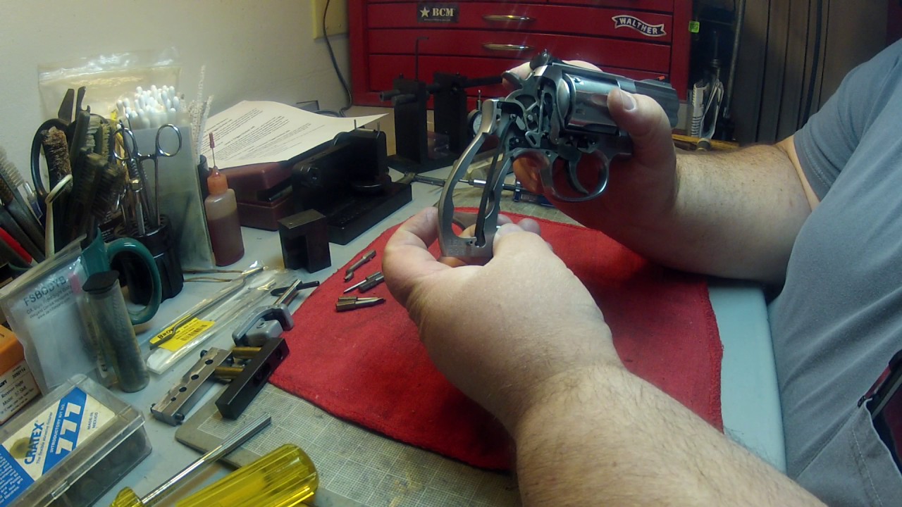 Smith & Wesson 686 Уровень 2 Спусковой крючок и действие, часть 1 (тормоз вниз)