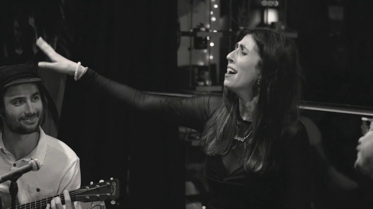 Mara Kaye - You Got to Make a Change