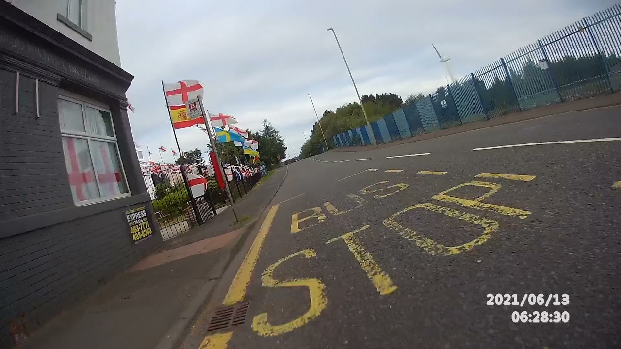 NCN14 - Tyne cycling tunnels to Ellison street