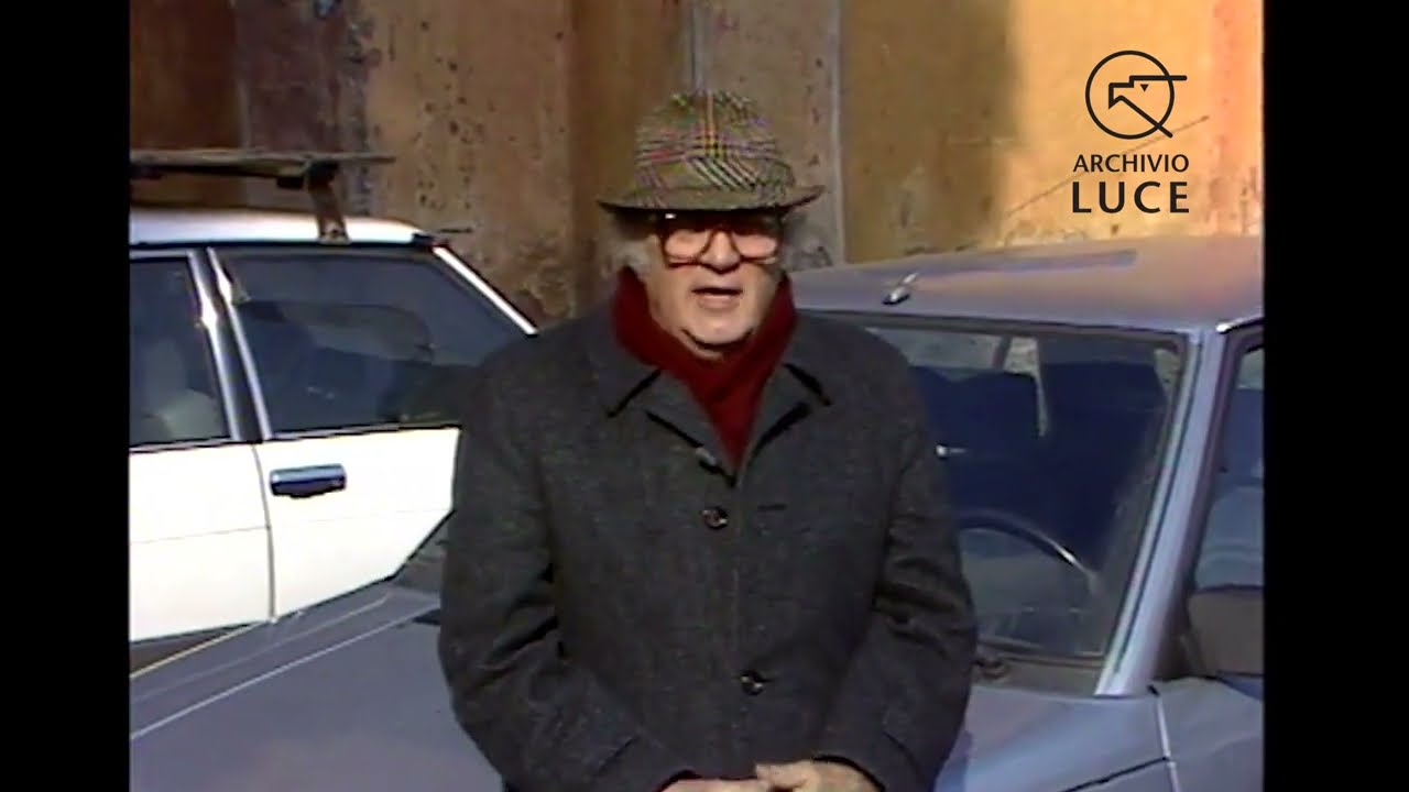 Intervista a Federico Fellini in occasione dei 50 anni di Cinecittà