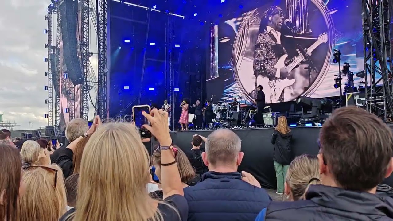 Chic performing Le Freak. Support for Duran Duran at Chelmsford gig 5th July 2025.