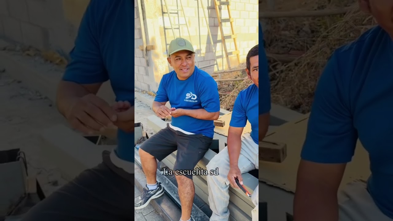 A Simón no lo dejan ir  con nosotros a las sopiadas 🍜🐔😃