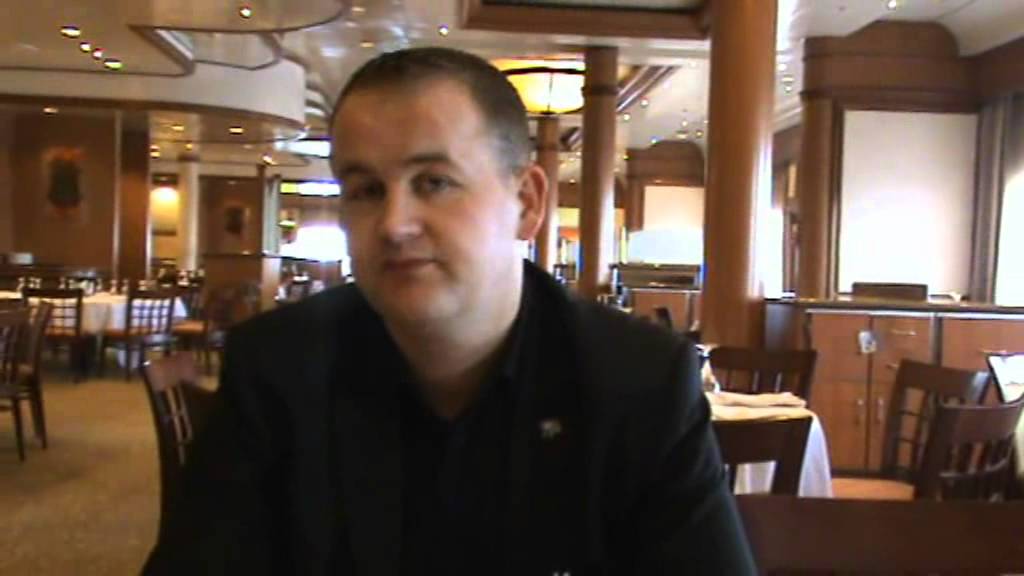Cruise Guru - Meet P&O Australia Maitre D' Martin Bell