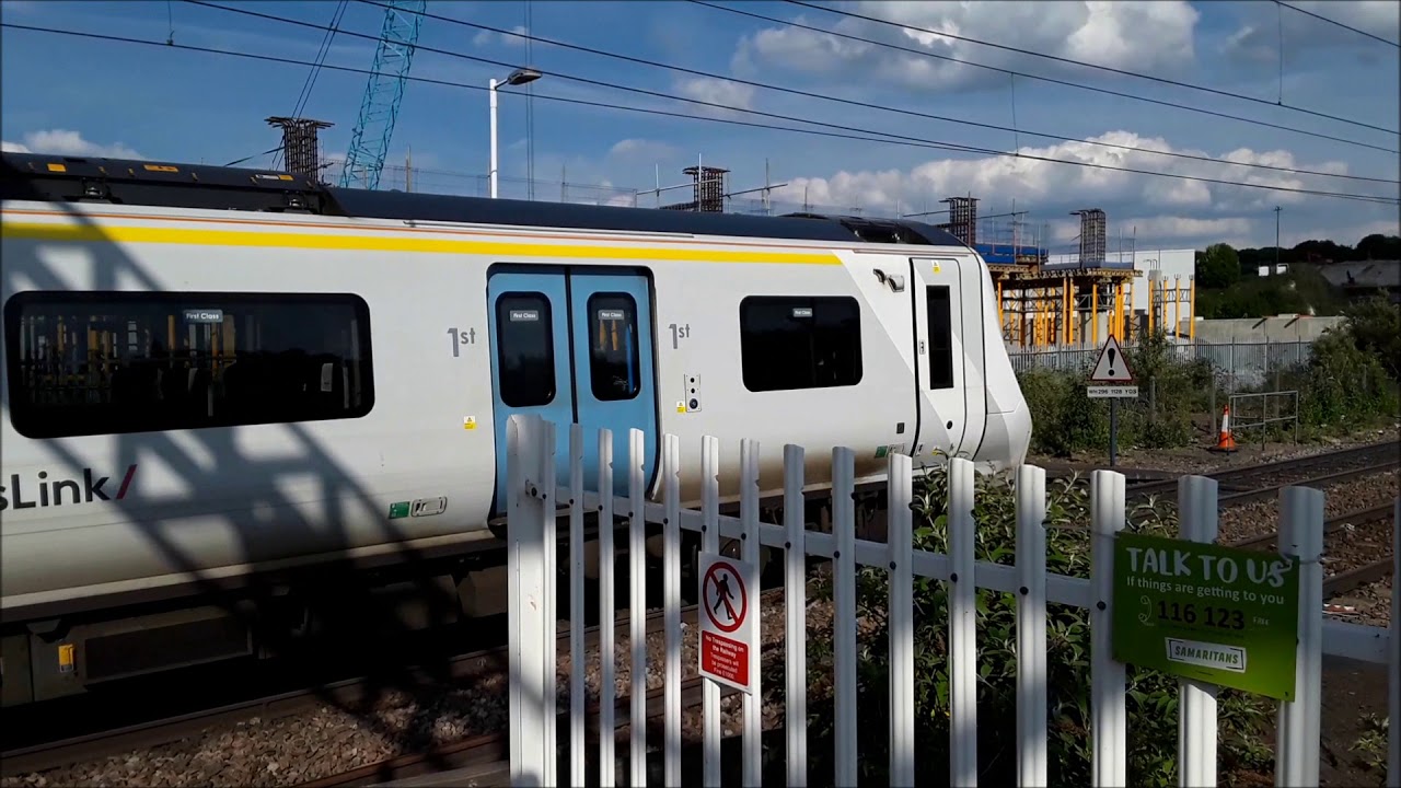 Rush Hour Trains/Planes at: Luton Airport Parkway, MML, 23/05/19