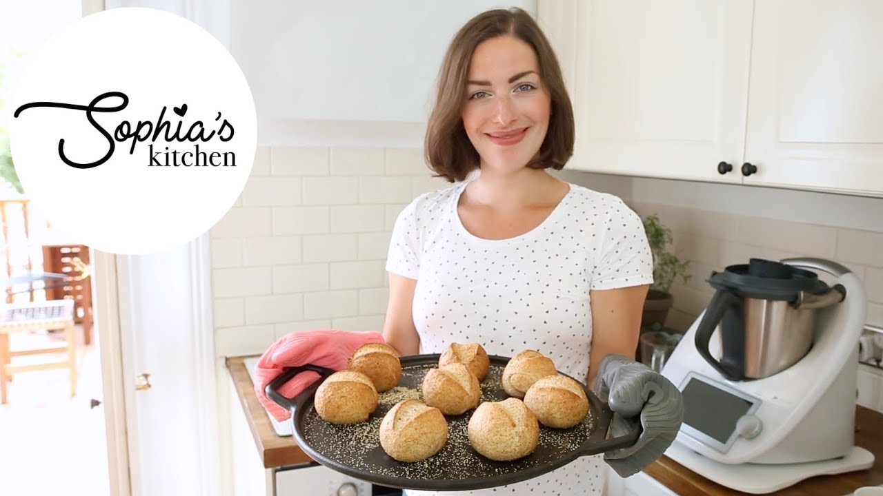 Crusty Bread Rolls for the Thermomix | Sophia's Kitchen