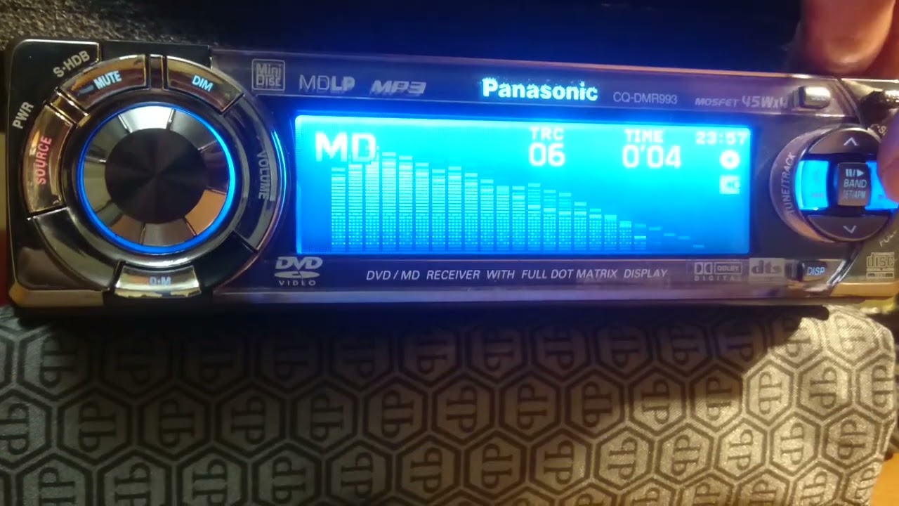 Panasonic CQ-DMR993 Japan old school car audio. with two drives cd and md + aux.