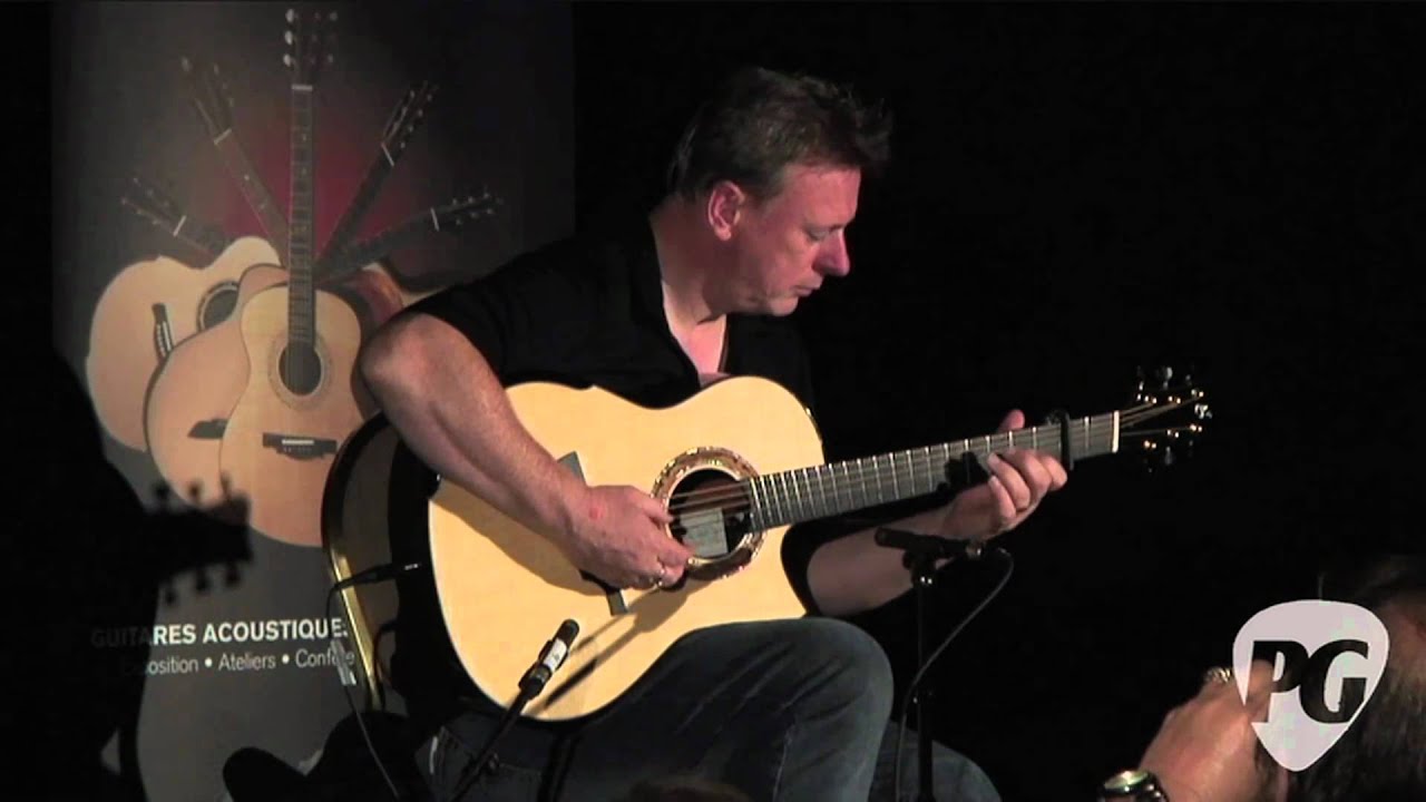Montreal Guitar Show '10 - Greenfield Guitars played by Tony McManus