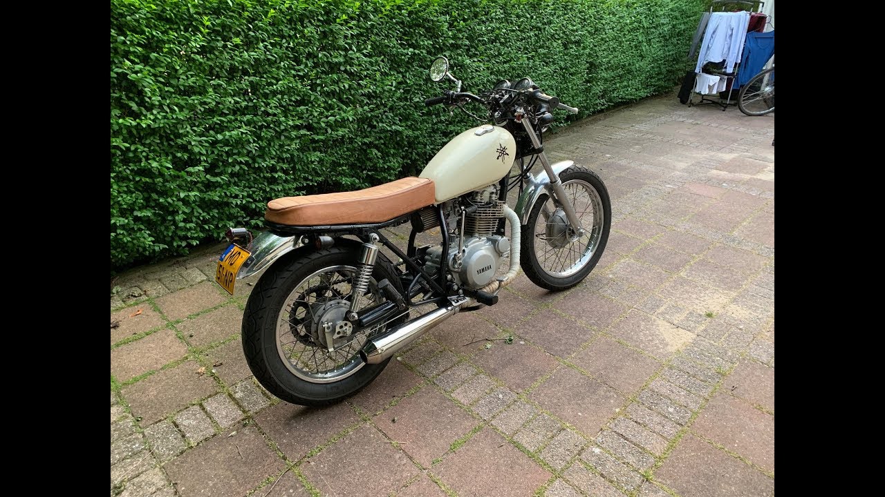 Yamaha SR 250 Brat Caf&eacute; walkaround