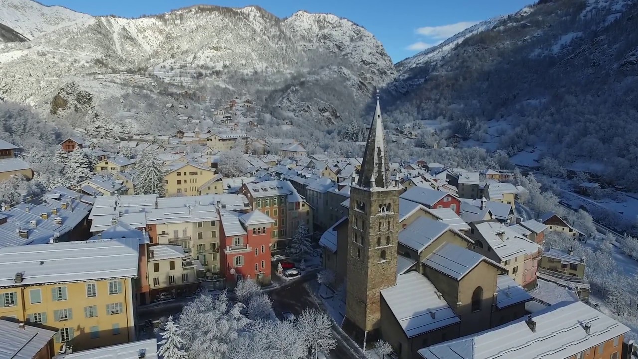 Saint Etienne de Tinée   Village Magique