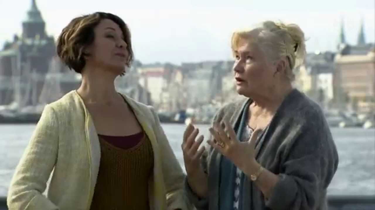 Salatut el&auml;m&auml;t - Ulla ja Helena opettavat Talea ajamaan