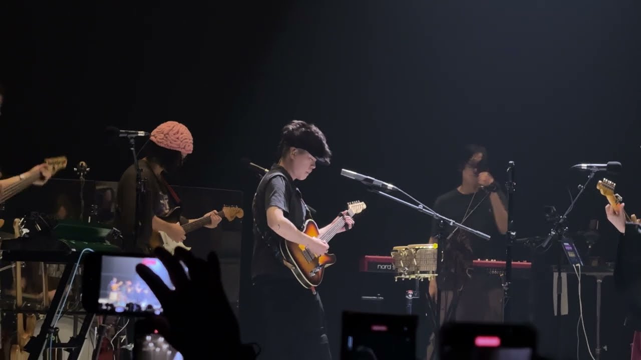 'LOVE YA!' - AAA (Hyukoh & Sunset Rollercoaster) LIVE AT SEOUL (24.09.08)
