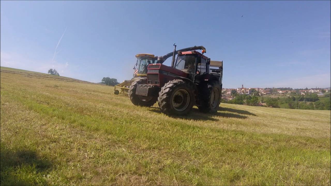 Ensilage d'herbe 2016 (chantier 4)